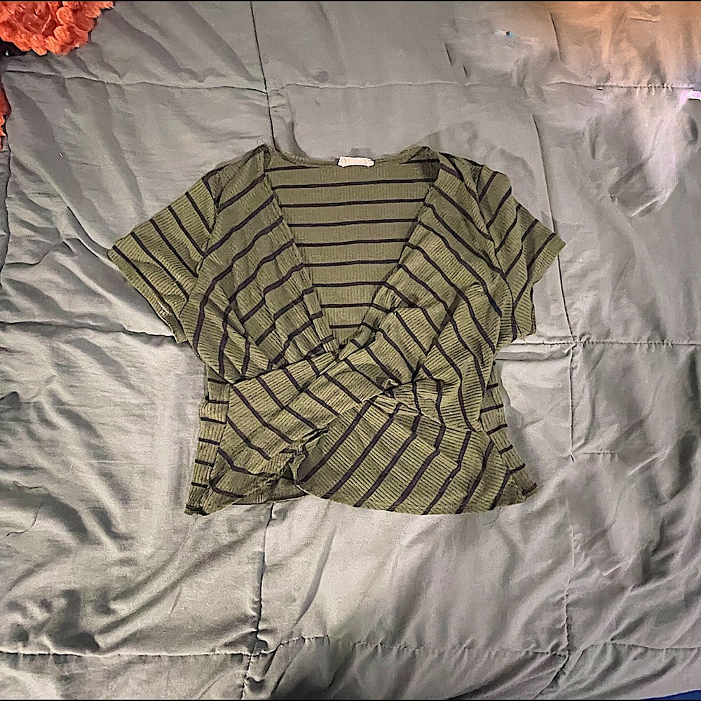 Olivia Rae XL Surplice Crop Top Wrap Front